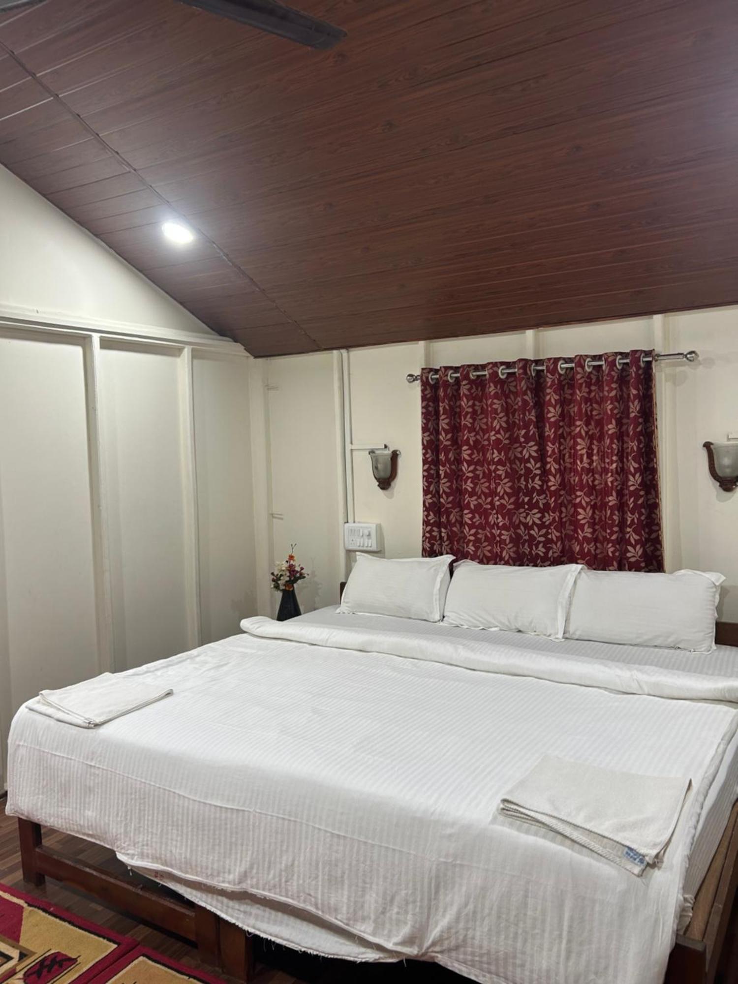 مادريم Shiva Cottages المظهر الخارجي الصورة