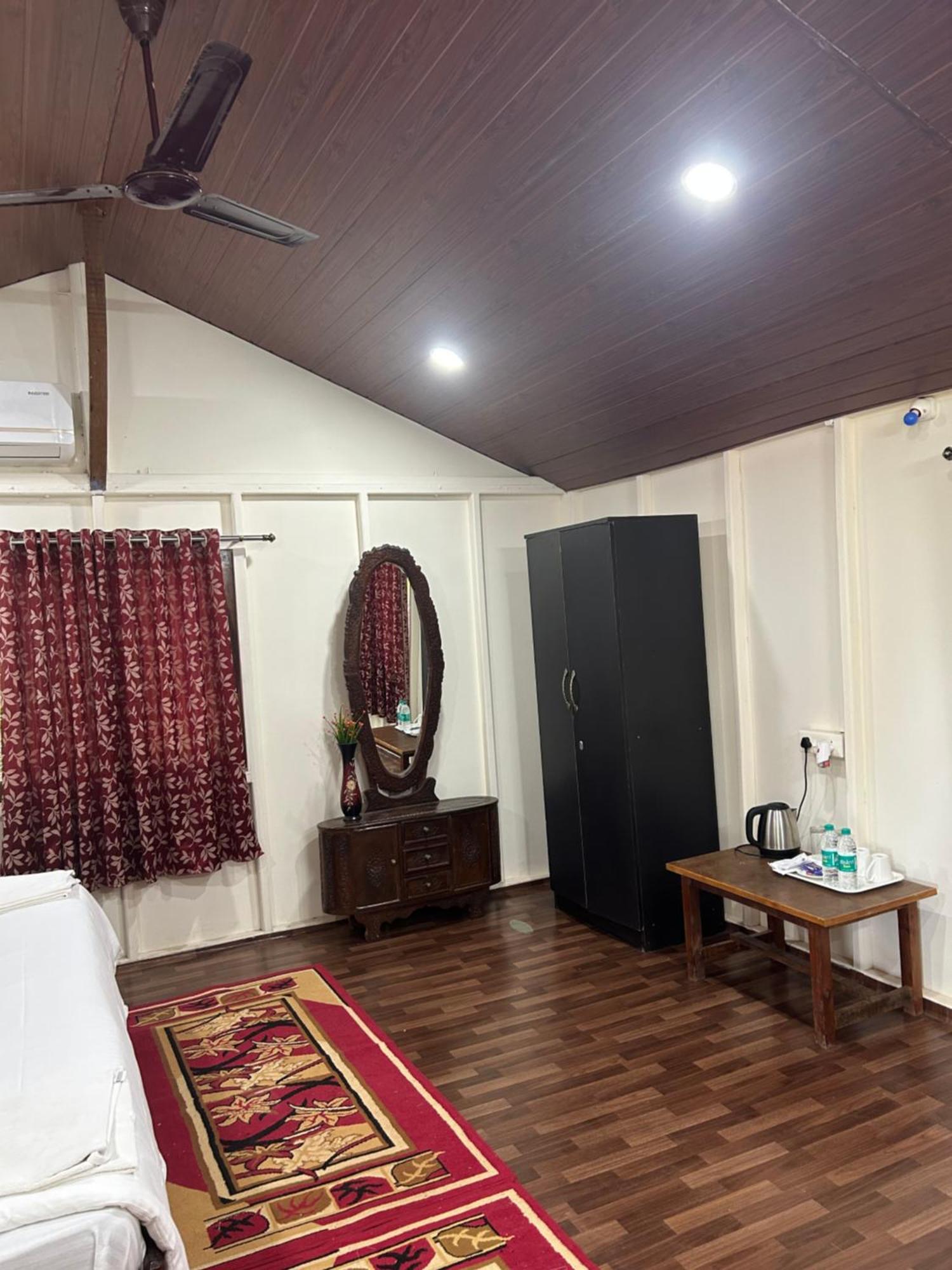 مادريم Shiva Cottages المظهر الخارجي الصورة